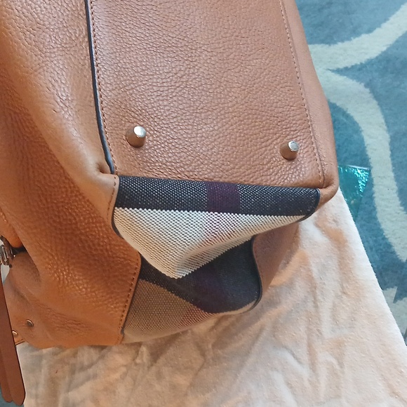 Burberry Brown Leather Shoulder Bag - Picture 8 of 13